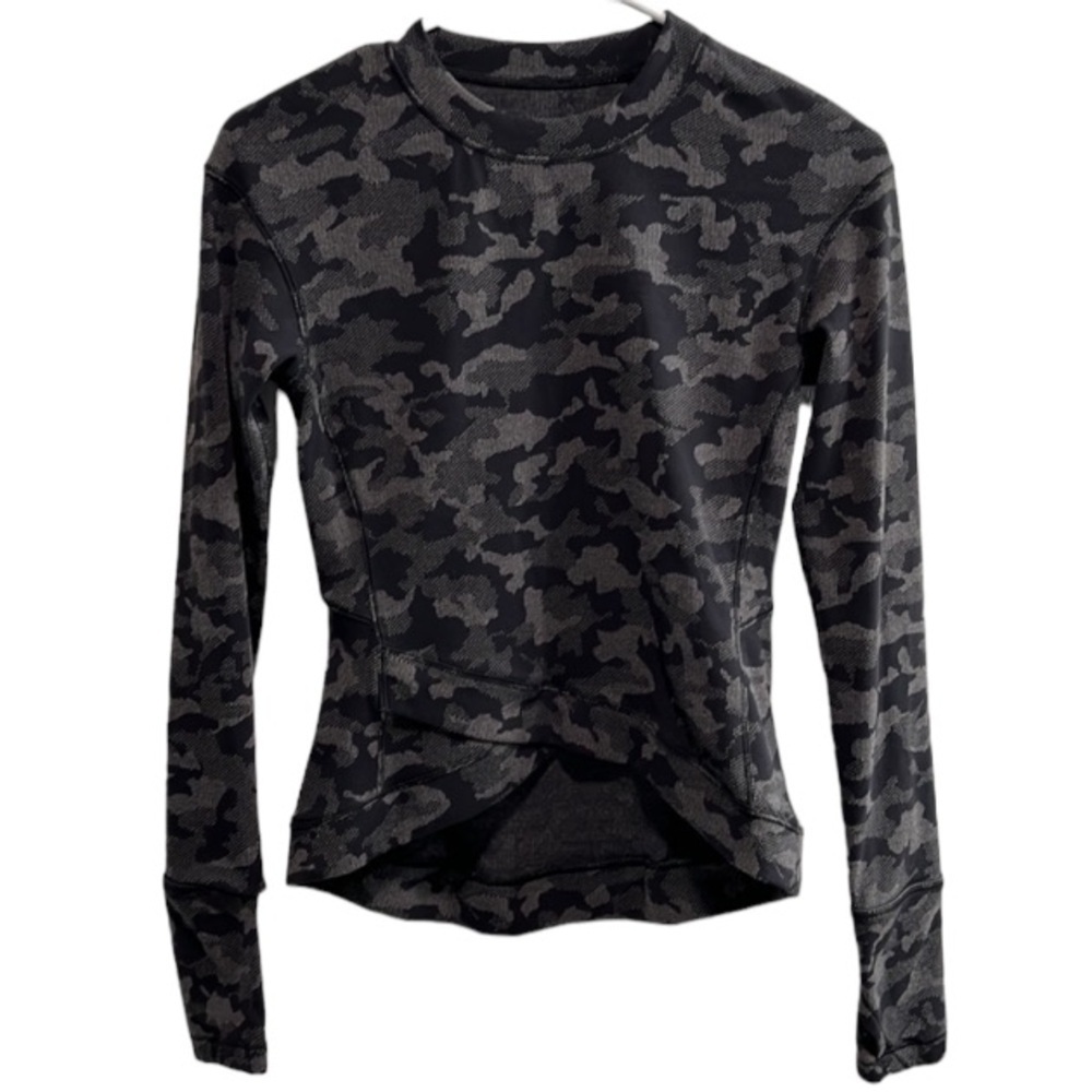 Lululemon Close to Crossing Long Sleeve Riki Heritage Camo Black Women’s Size 4